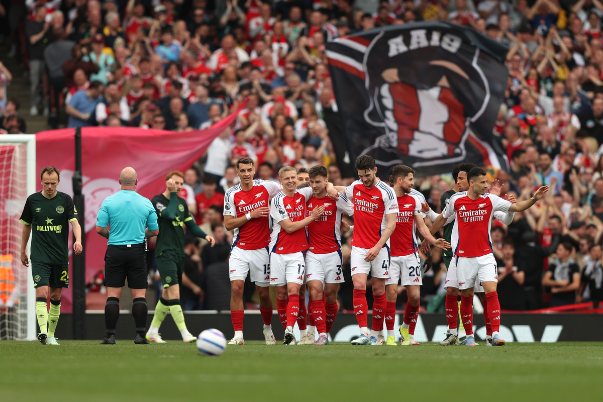 NBA：凯尔特人东部优势稳固