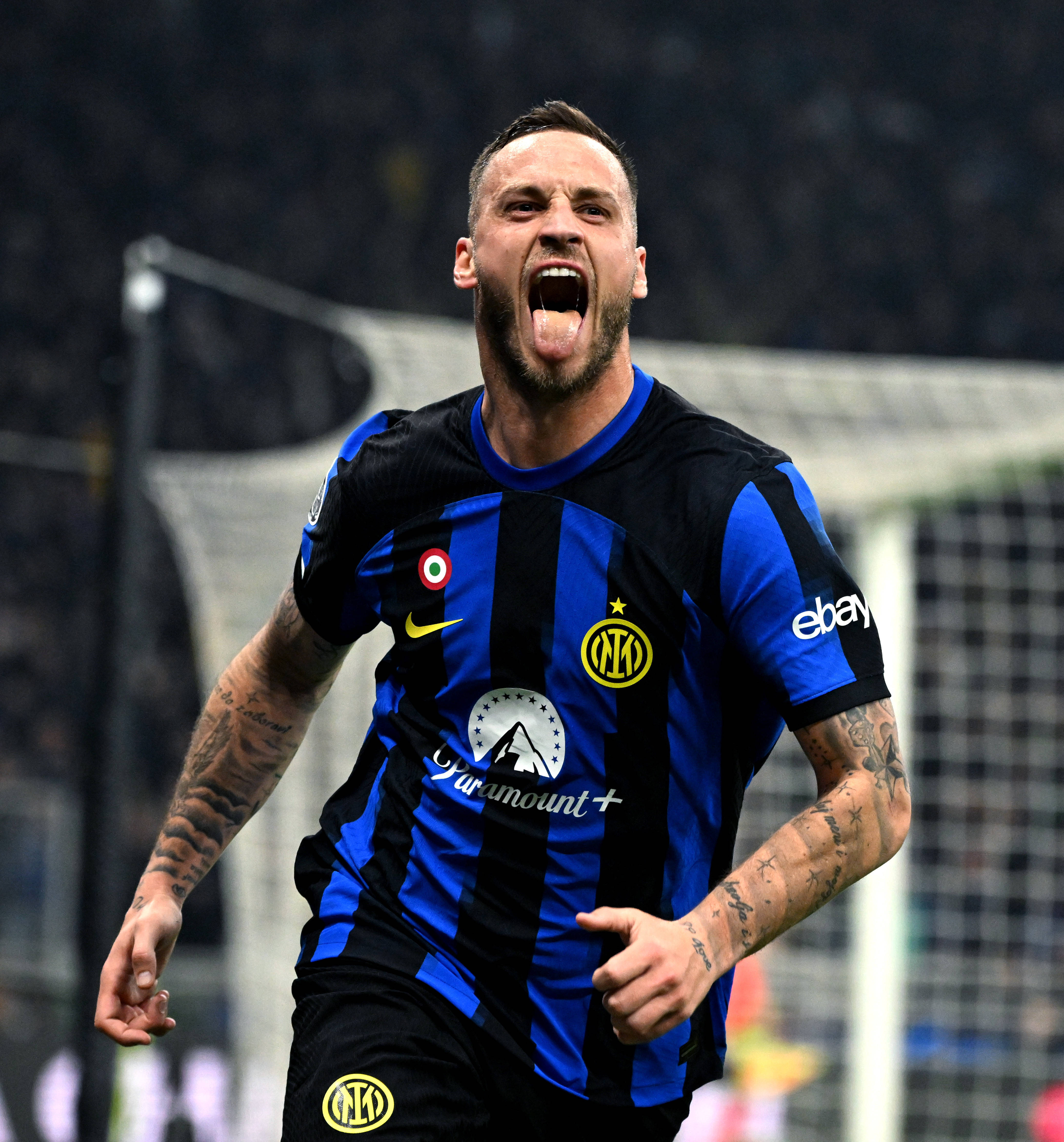 湖人队卢卡·东契奇坦然面对裁判判罚，直言对阵雄鹿时发挥不佳