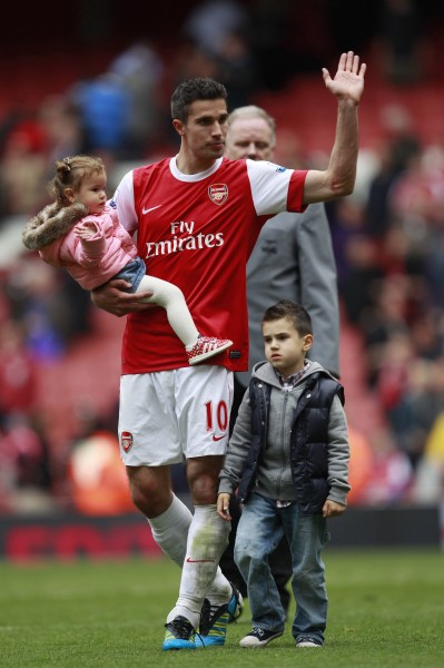 [德甲]弗赖堡门前混战 阿德耶米小角度抽射破门