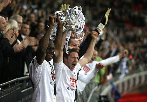 《荒野迷城》末日宣传片释出 调查官丽雅上线