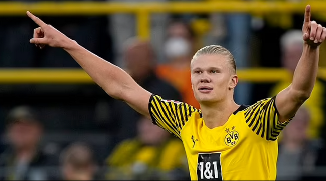 赢取超值枪械、公测限定时装福利！《七日世